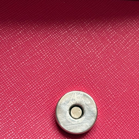 Brand new No tag Guess Georgiana Crossbody Flap Bag – Red - Picture 12 of 16